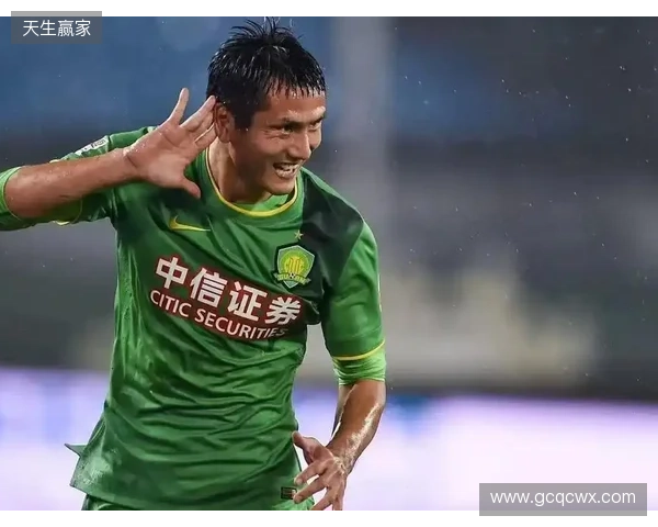 邵佳一：国足没有梅西C罗姆巴佩，不可能把球给一个人就解决问题