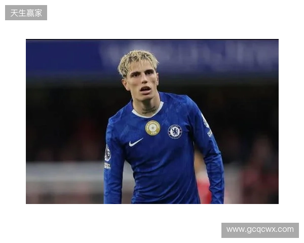 加纳乔:如今比赛很大程度上取决于边锋;罗塞尼尔很了解球员 加纳乔:如今比赛很大程度上取决于边锋;罗塞尼尔很了解球员