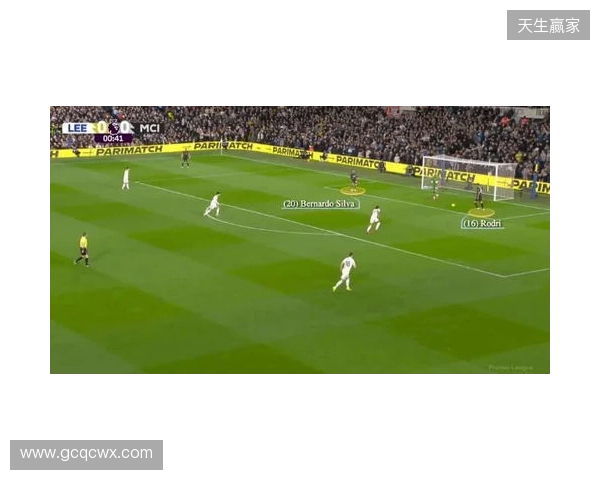 TA解析曼城门球战术:两名后腰禁区内接球破解对手人盯人逼抢