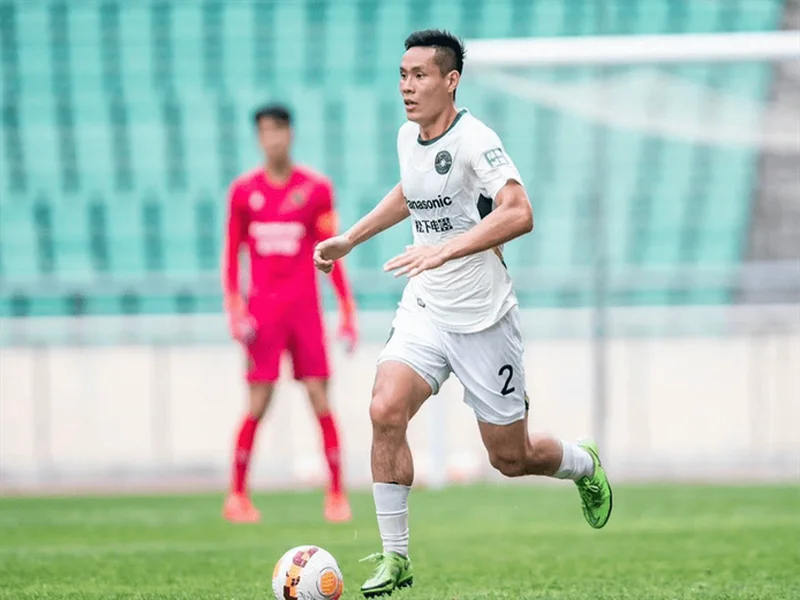 梁诺恒:父亲身体不好希望踢港超照顾他,盼浙江队能拿中超冠军